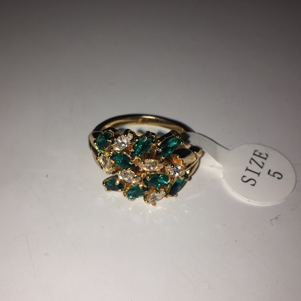 Leaf ring